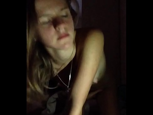 ❤️ Ib tug ntxhais masturbates thiab cums ❤ Liab porn ntawm peb  ❌ Ib