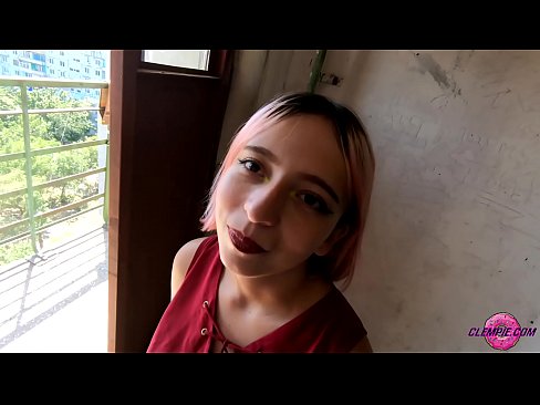 ❤️ Cov tub ntxhais kawm Sensual Sucks ib tug neeg txawv txawv nyob rau hauv lub Outback - Cum ntawm nws lub ntsej muag ❤ Liab porn ntawm peb  ❌ Ib